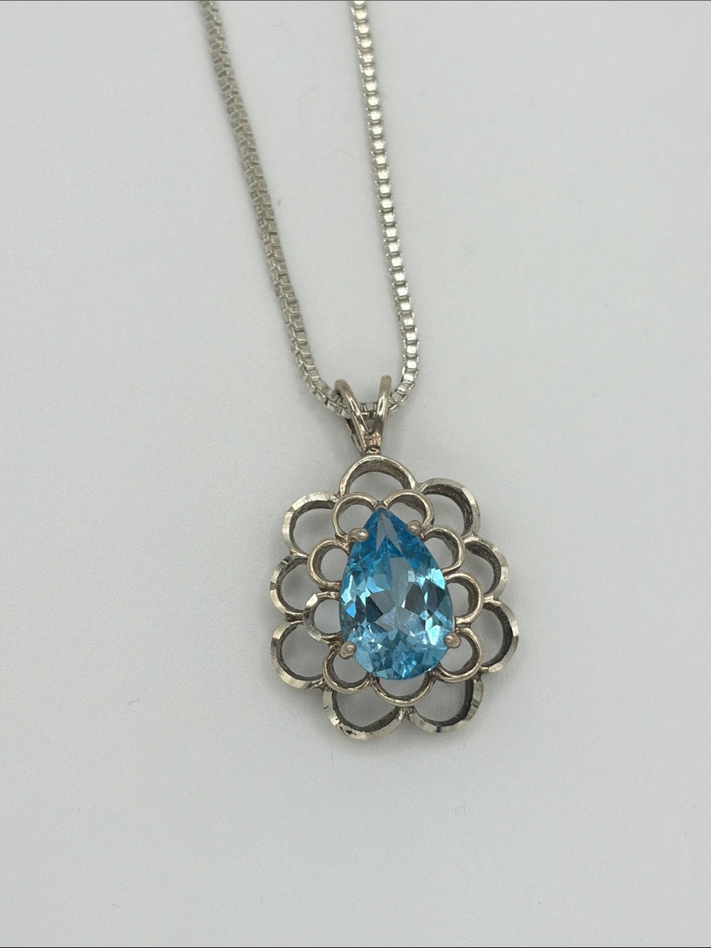 Sterling Silver 925 Teardrop Blue Crystal Pendant Necklace 24“ box chain